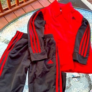 Boys 2 pieces Adidas jacket and pants read and black size 7 track suit